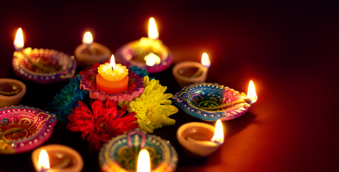 Diwali Celebrations - HD Wallpaper 