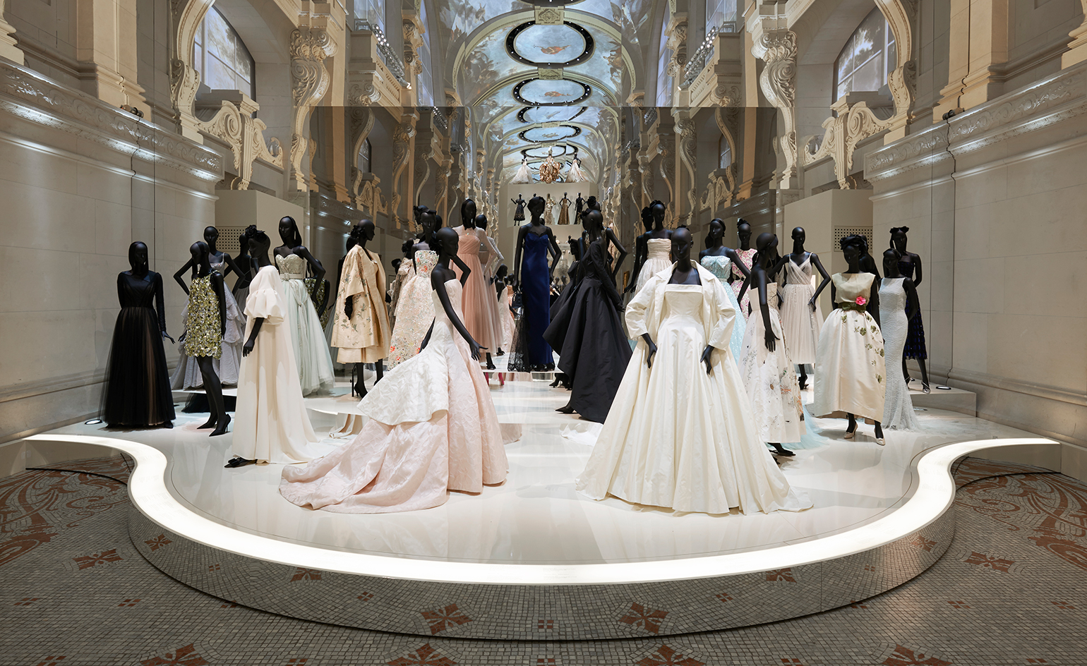 Christian Dior Designer Of Dreams - HD Wallpaper 