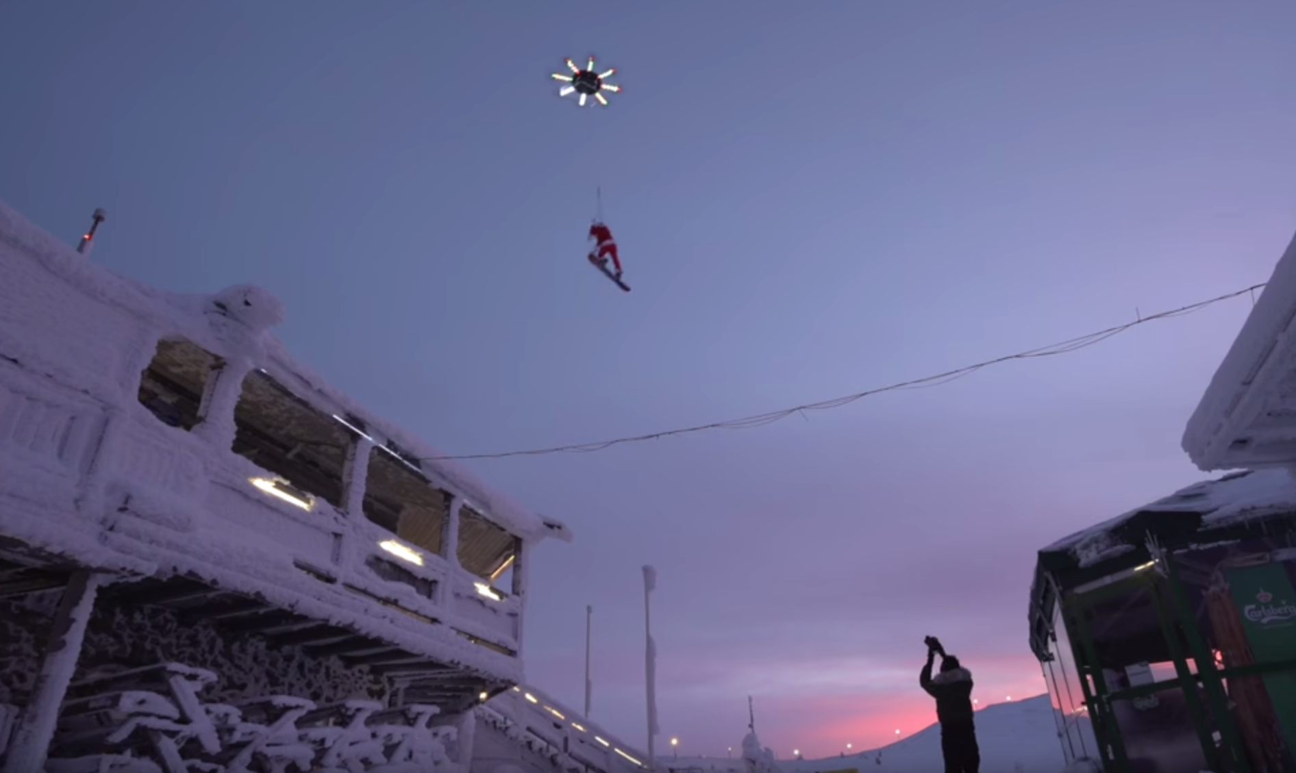 Casey Neistat Flies Over Ski Resort Harnessed To A - Casey Neistat Drone Snowboard - HD Wallpaper 
