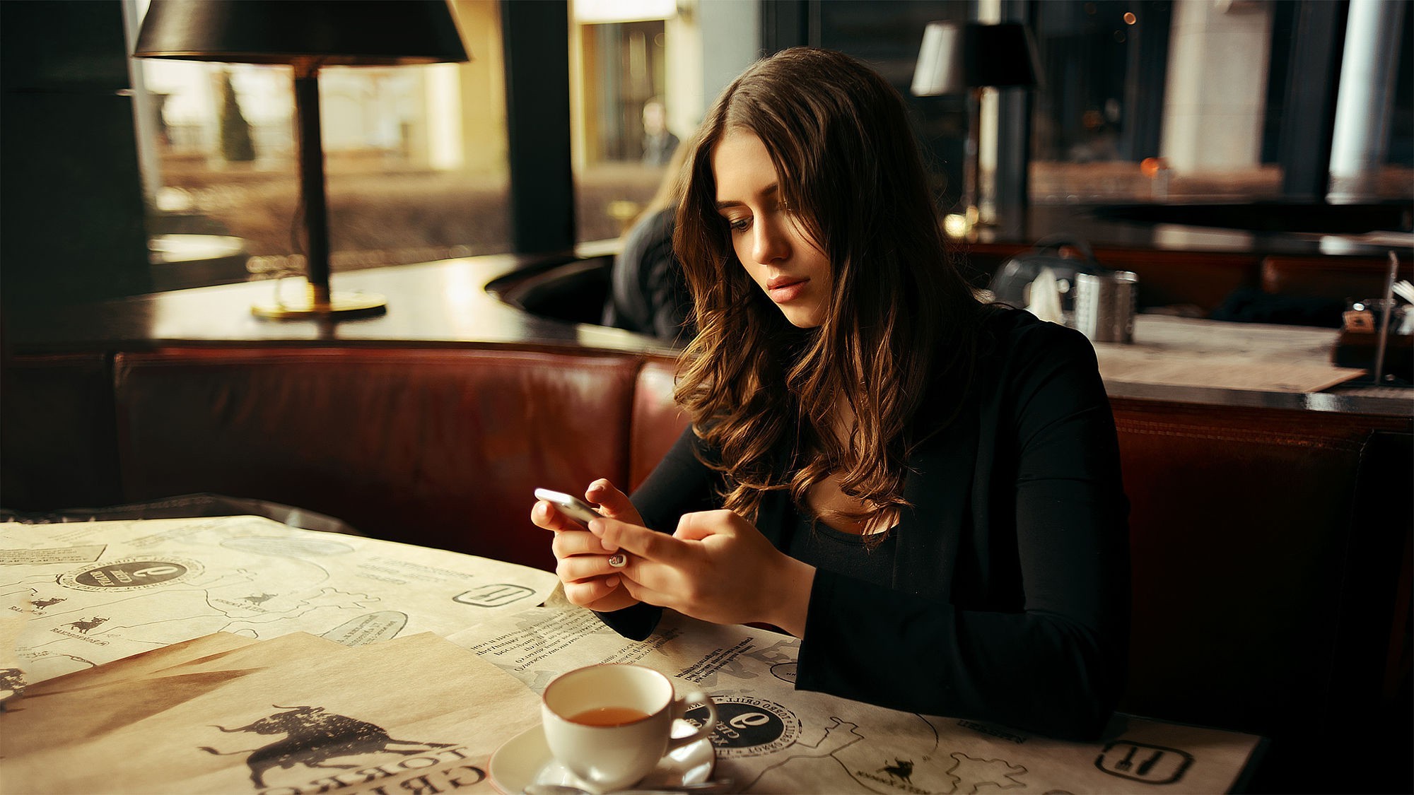 Coffee Women - HD Wallpaper 