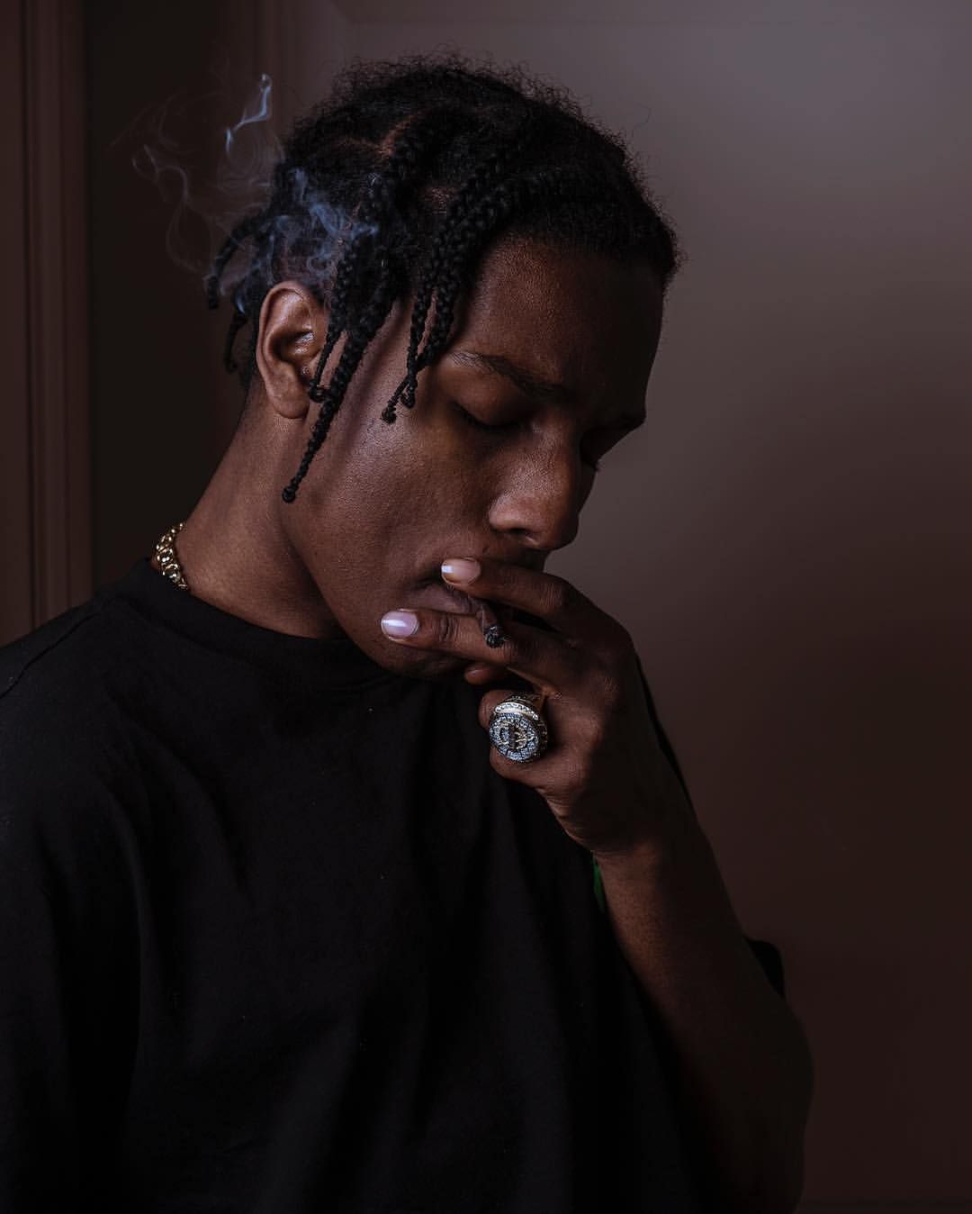 Android, Iphone, Desktop Hd Backgrounds / Wallpapers - Asap Rocky Smoking - HD Wallpaper 