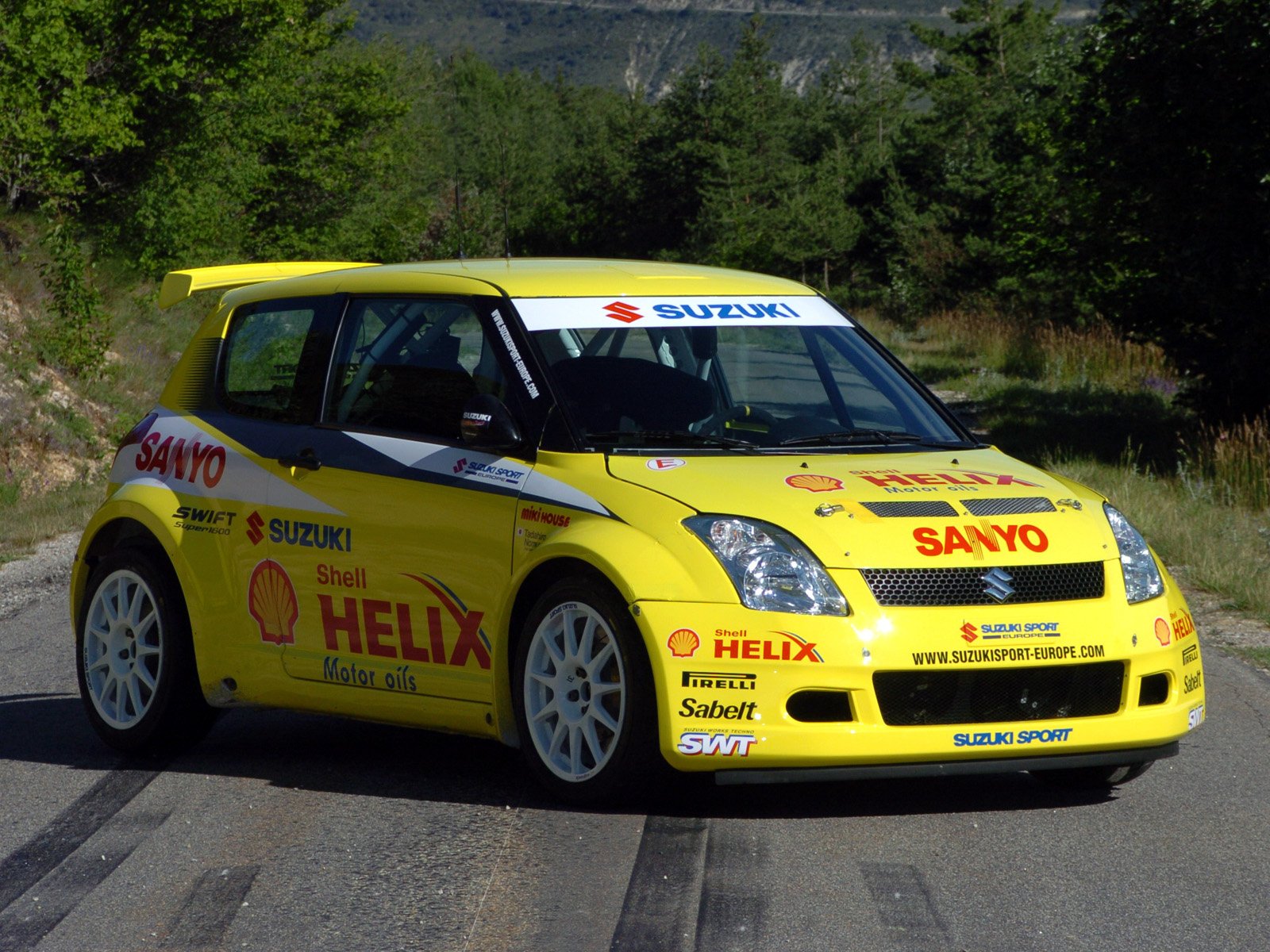 Suzuki Swift Super 1600 - HD Wallpaper 