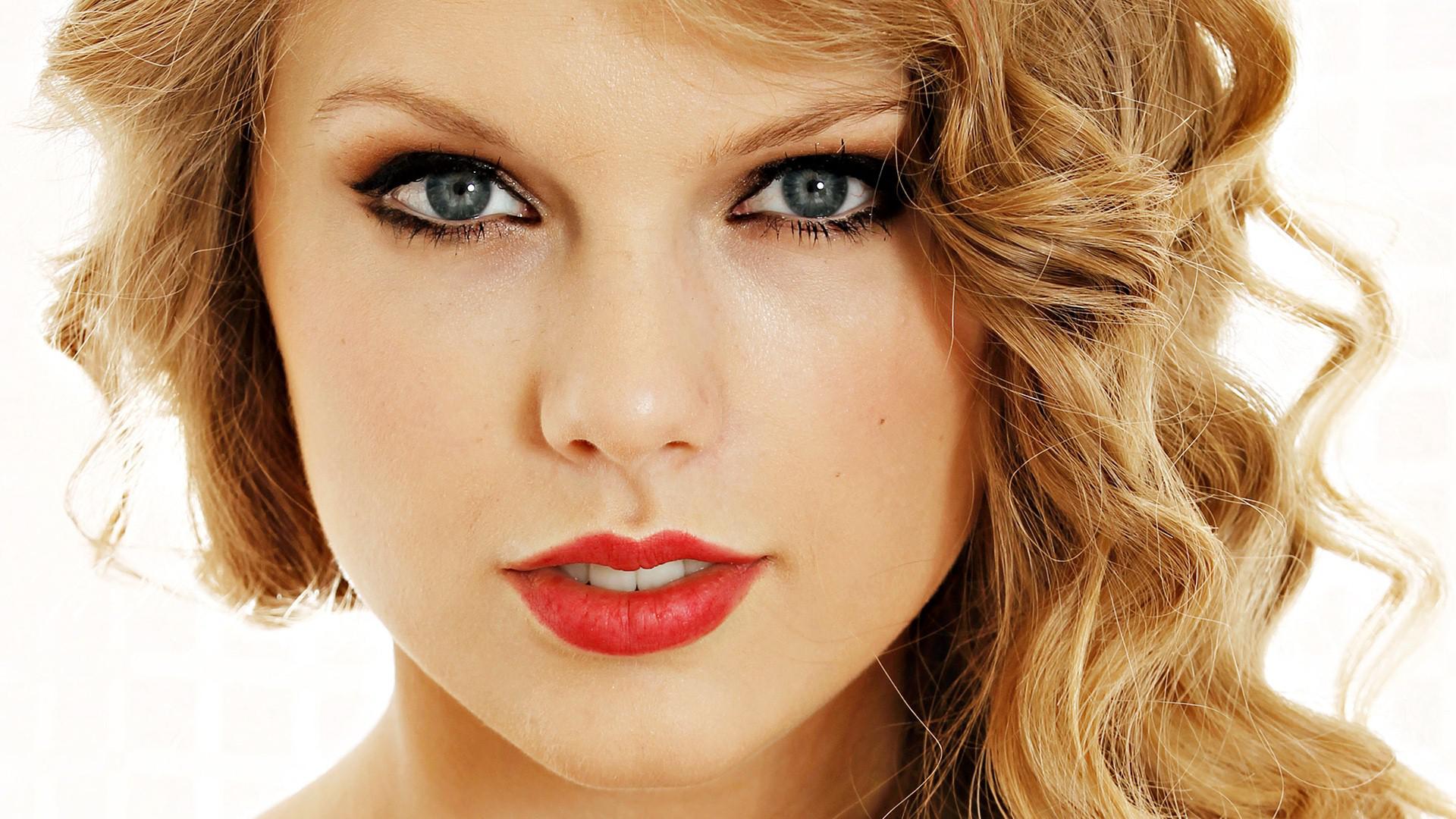 Hd Beautiful Taylor Swift American Singer Red Lips - Portrait Taylor Swift Face - HD Wallpaper 