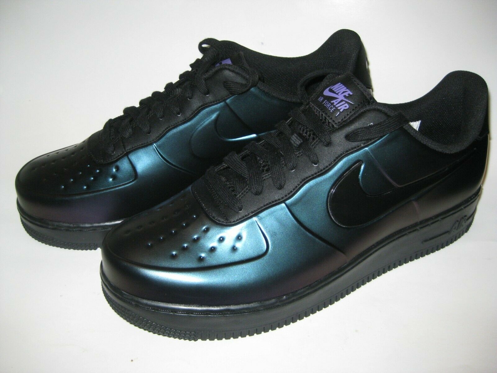 Sneakers - HD Wallpaper 