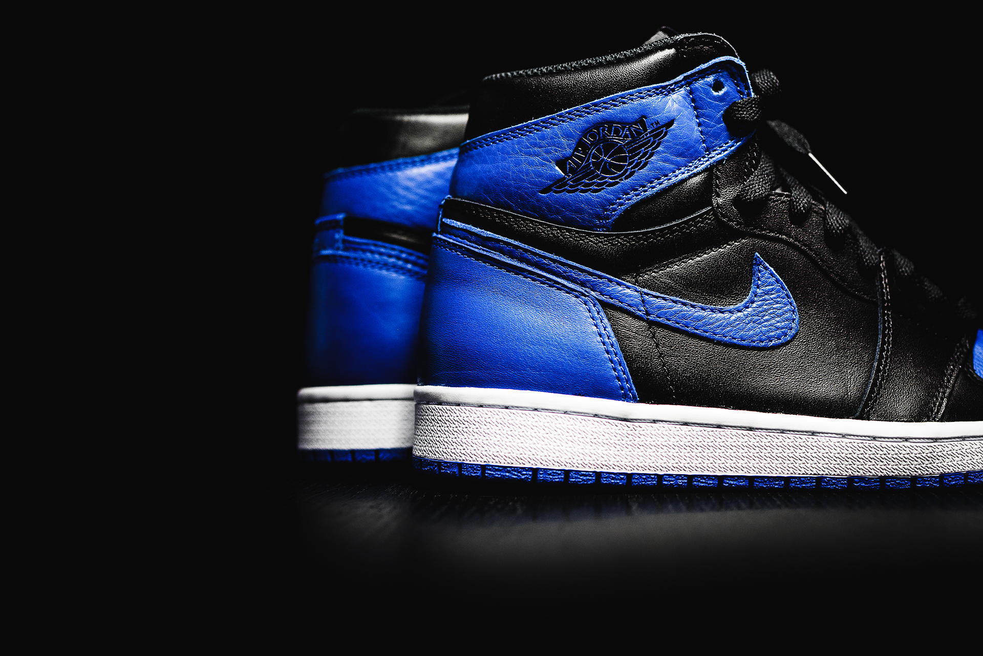 Air Jordan I Retro High Royal Charity Flint Michigan - Sneakers - HD Wallpaper 