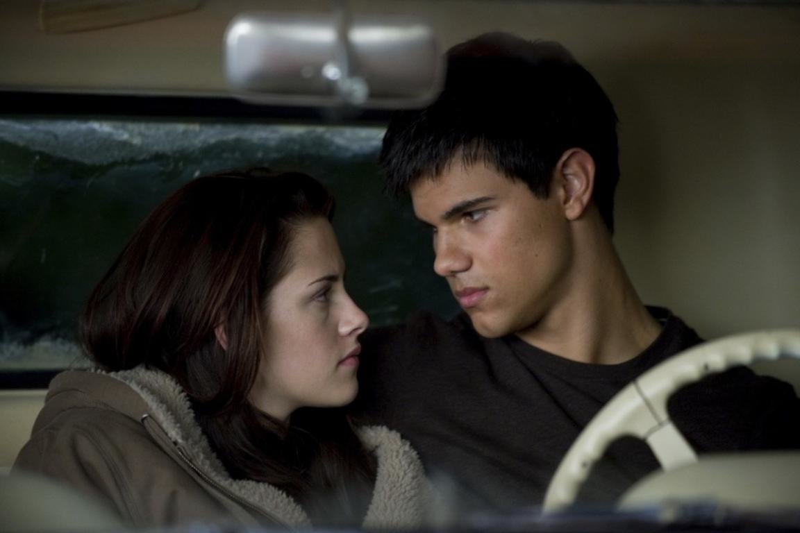Download Hd Taylor Lautner Desktop Background Id - Jacob And Bella In Twilight - HD Wallpaper 