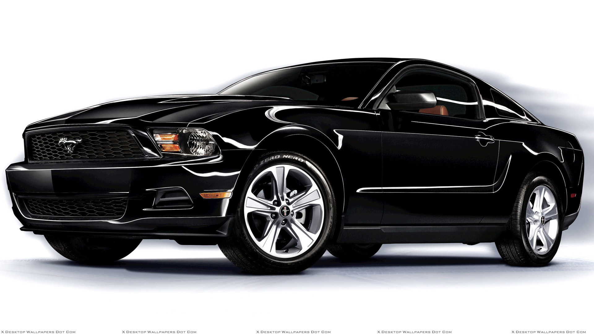 Black Ford Mustang 6 High Resolution Wallpaper - Mustang 2009 V6 Black - HD Wallpaper 