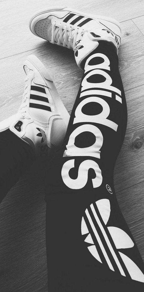 Adidas Outfit - HD Wallpaper 