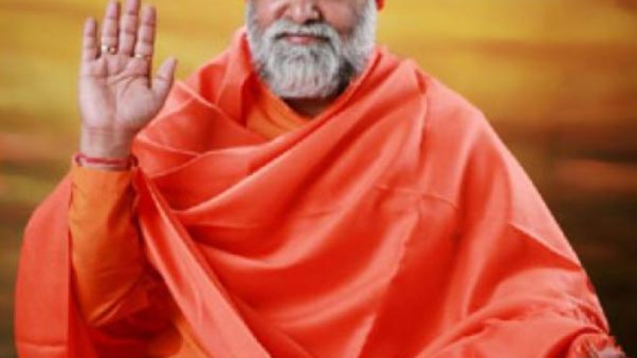 Brahmrishi Shree Kumar Swami - HD Wallpaper 