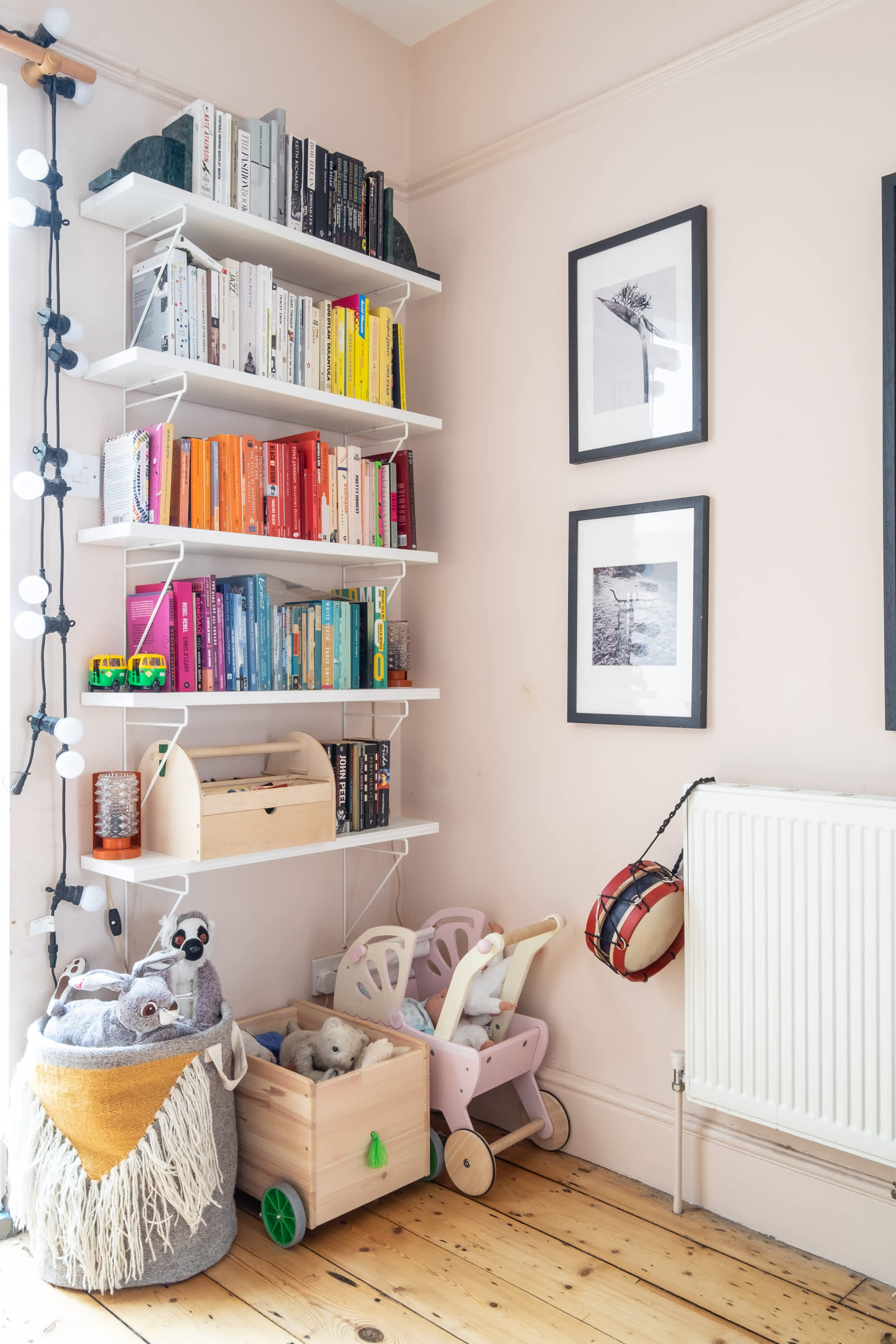 Shelf - HD Wallpaper 