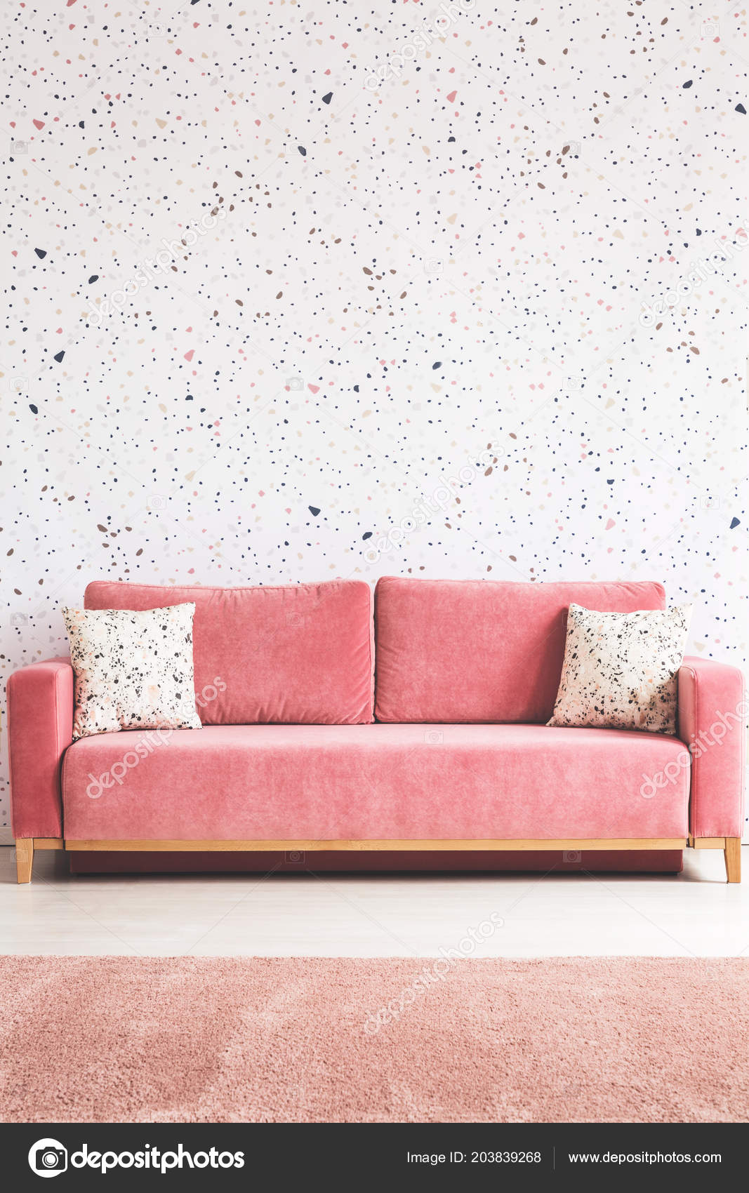 Studio Couch - HD Wallpaper 