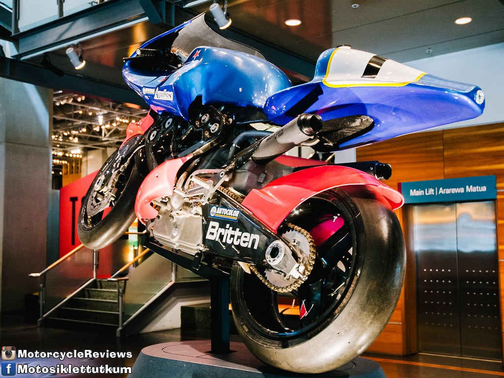 Motorsiklet Wallpaper - HD Wallpaper 