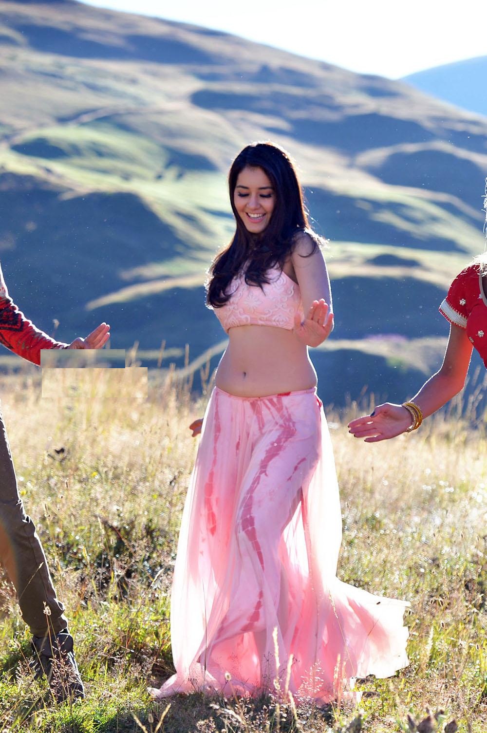 Raashi Khanna Hot Navel Images In Lehanga Choli - Hyper Movie Rashi Khanna - HD Wallpaper 