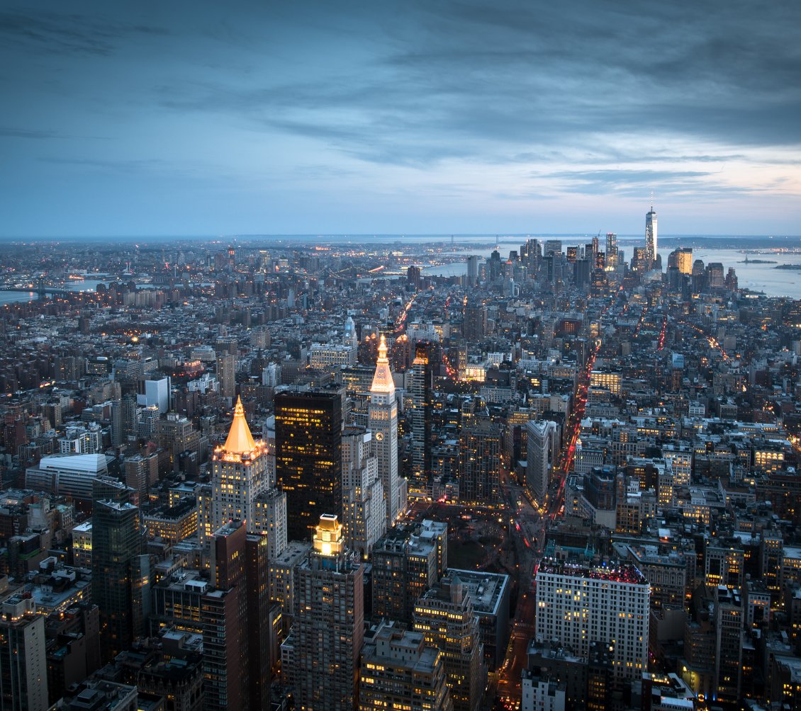 Download Wallpaper Night In The New York City - HD Wallpaper 