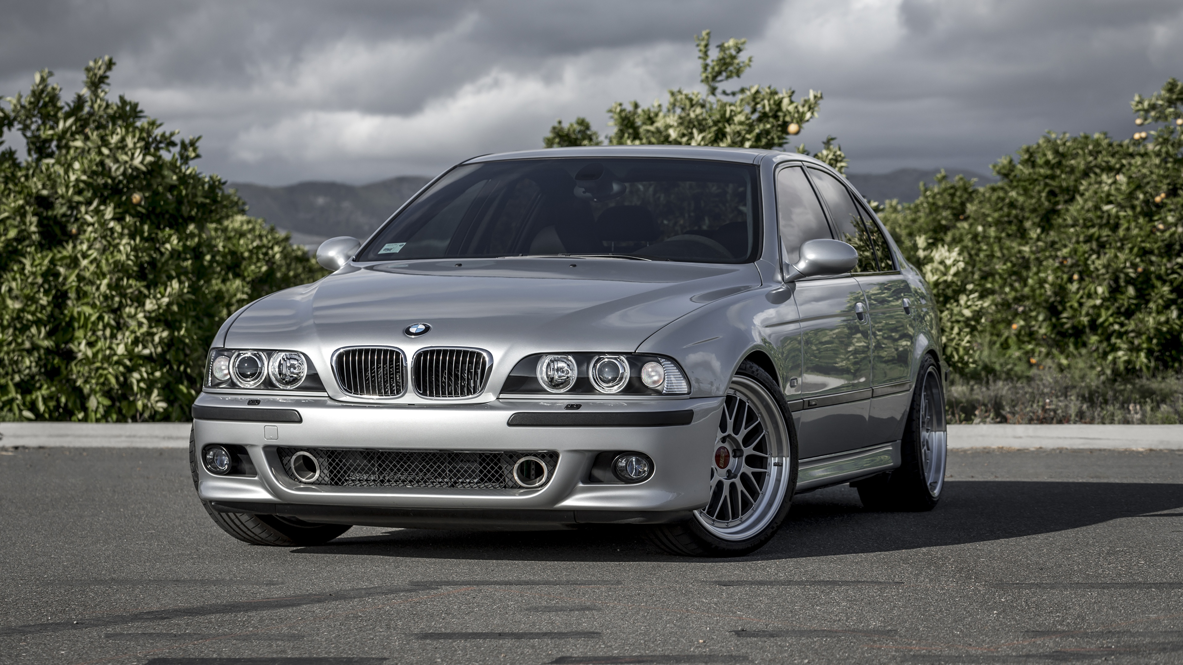 Bmw Car Silver Color - HD Wallpaper 