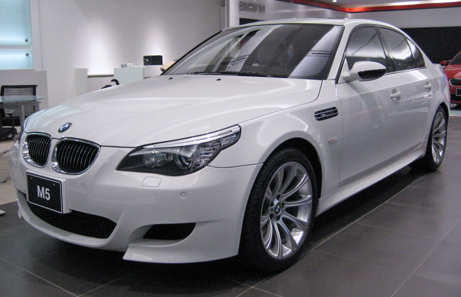 Bmw M5 E60 Wallpaper - HD Wallpaper 