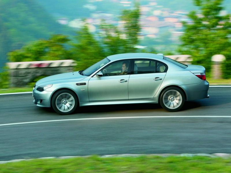 Bmw M5 E60 Photo - Bmw M5 - HD Wallpaper 