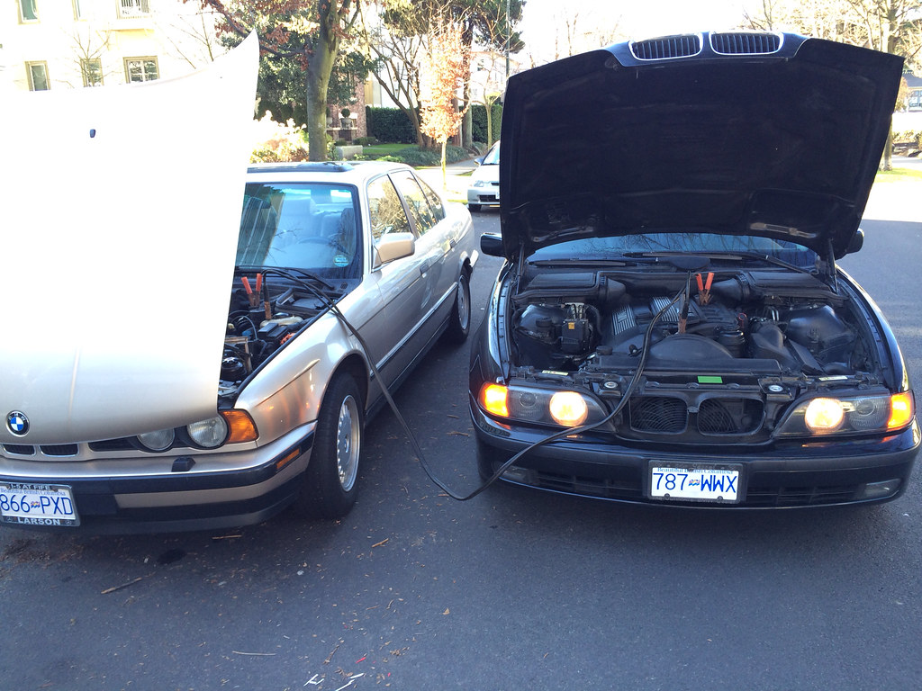 Bmw E39 Vs E34 - HD Wallpaper 