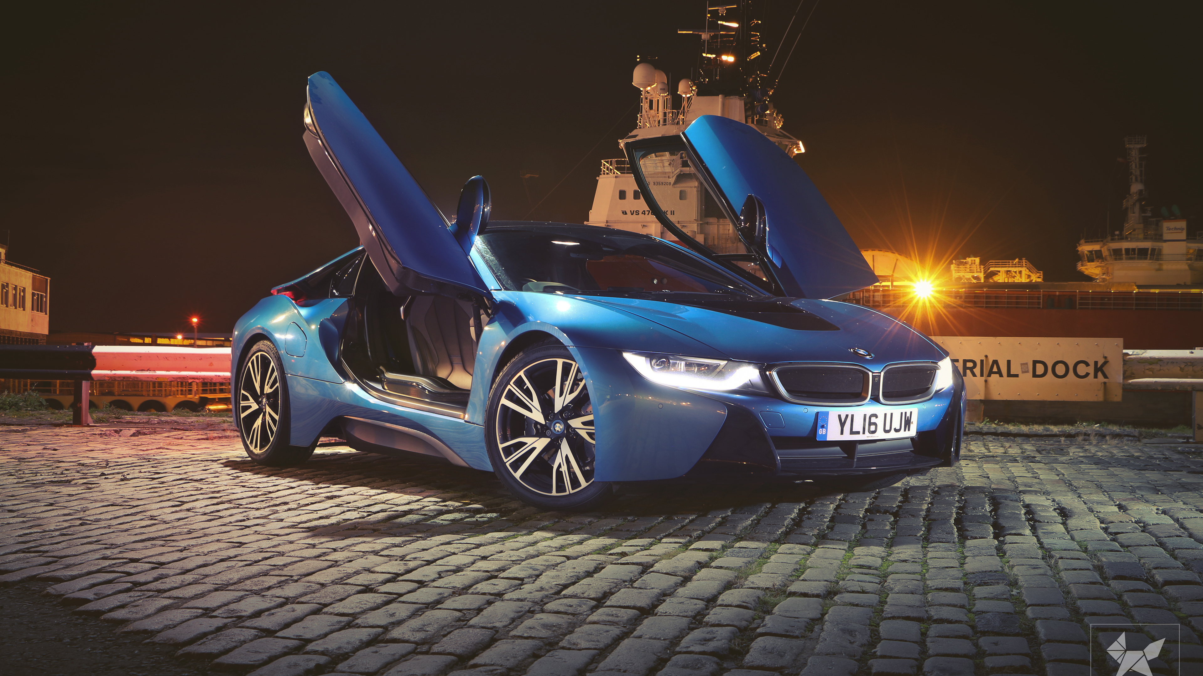 Bmw I8 Doors Up - Bmw I8 - HD Wallpaper 