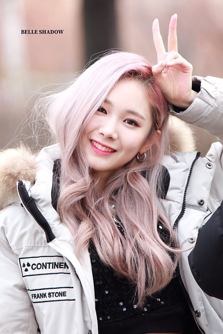 Everglow, K-pop, Mia , Hd Wallpaper - Everglow Mia Wallpaper Hd - HD Wallpaper 