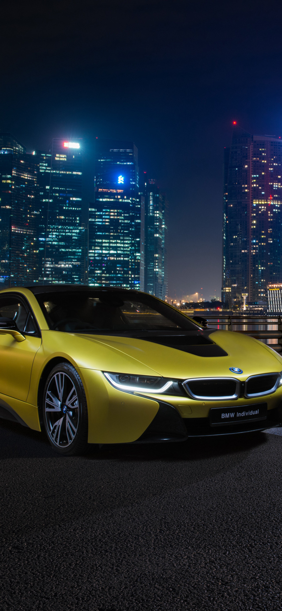 Black And Yellow Bmw - HD Wallpaper 