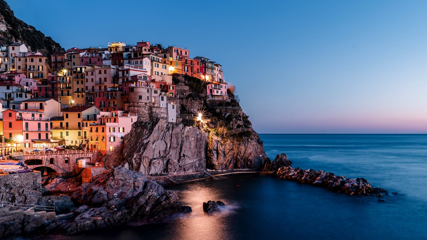 Wallpaper Rock, City, Sea, Sunset, Italy - Manarola - HD Wallpaper 