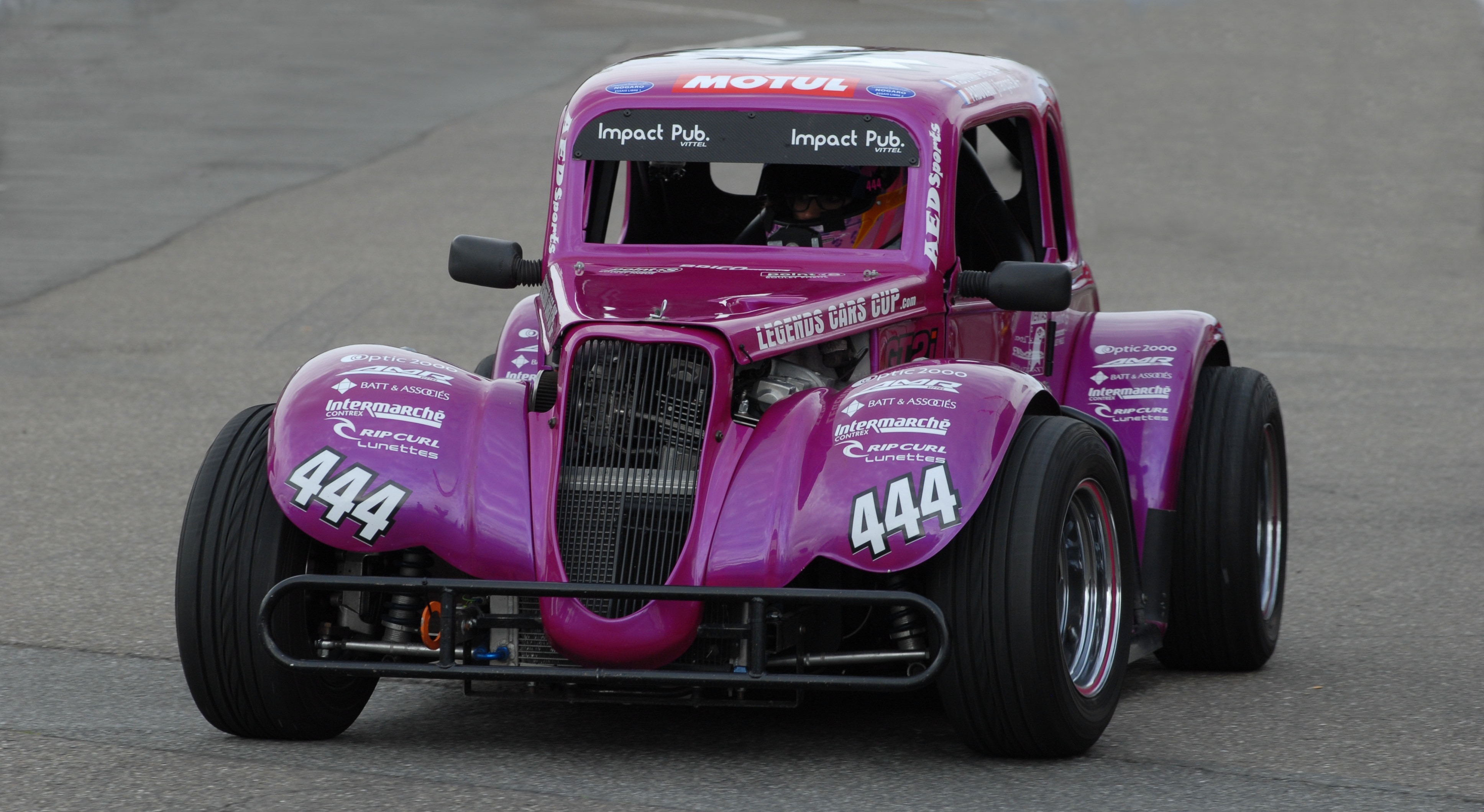 Sports Car Racing - HD Wallpaper 