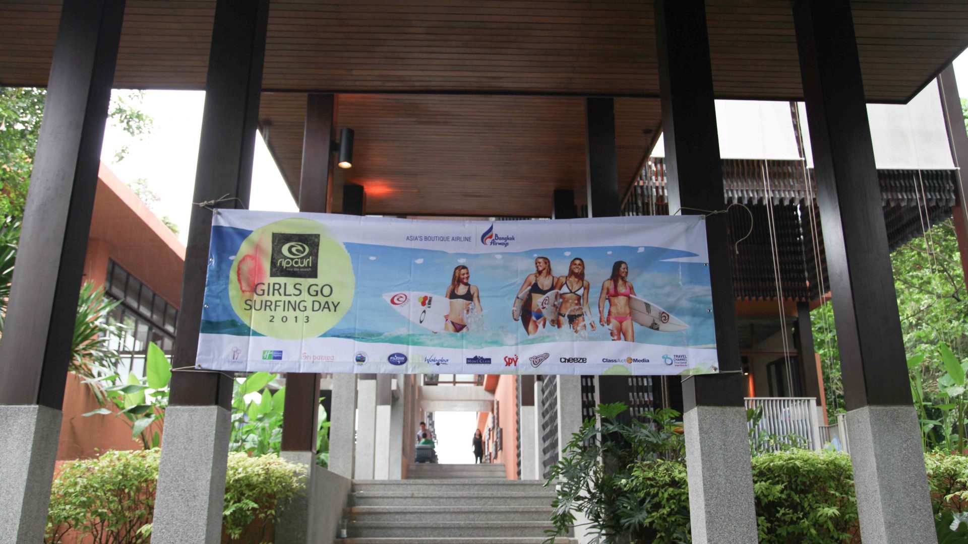 Ripcurl Girls Go Surfing Day 2013 Event Sri Panwa Luxury - Banner - HD Wallpaper 