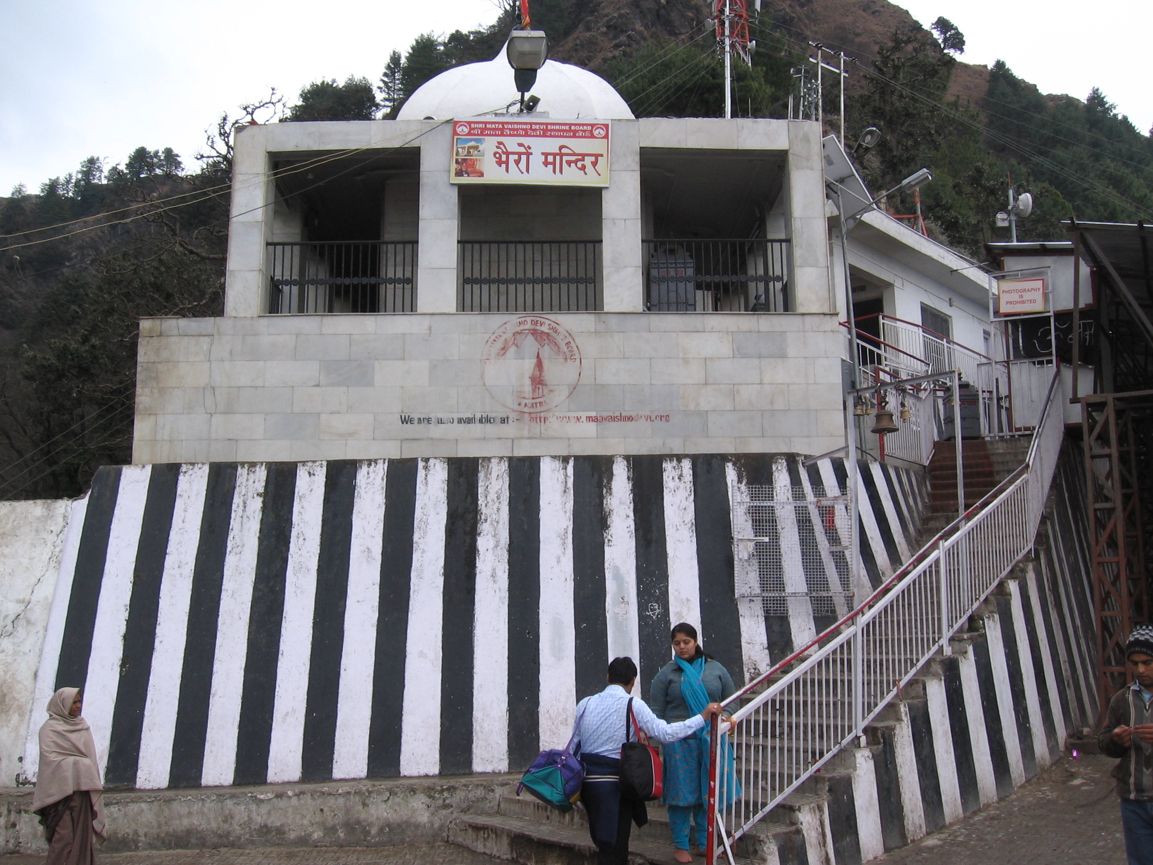 Bhairon Ghati Vaishno Devi - HD Wallpaper 
