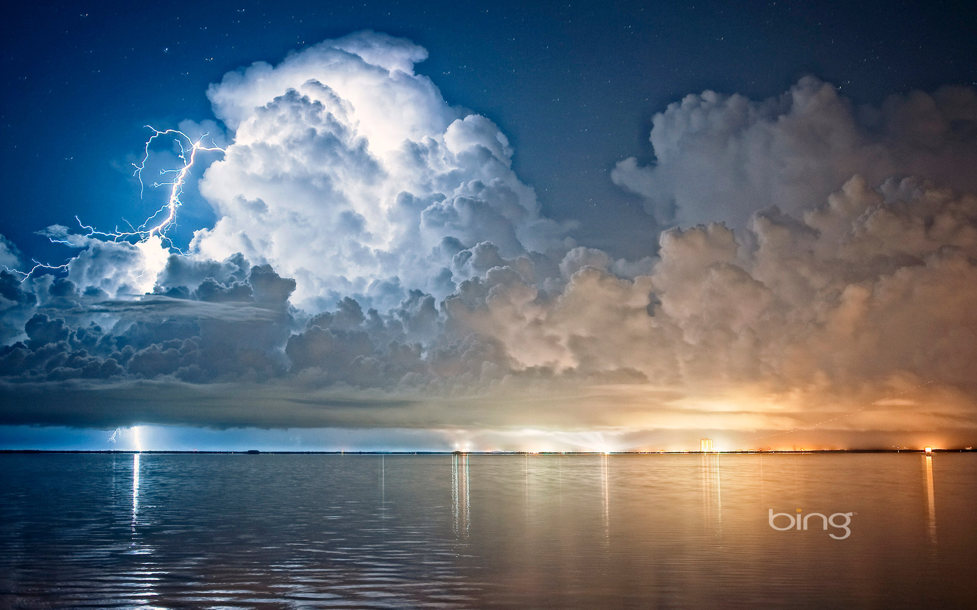 Lightning Strike, Cape Canaveral, Florida - Bing Wallpapers Full Hd - HD Wallpaper 