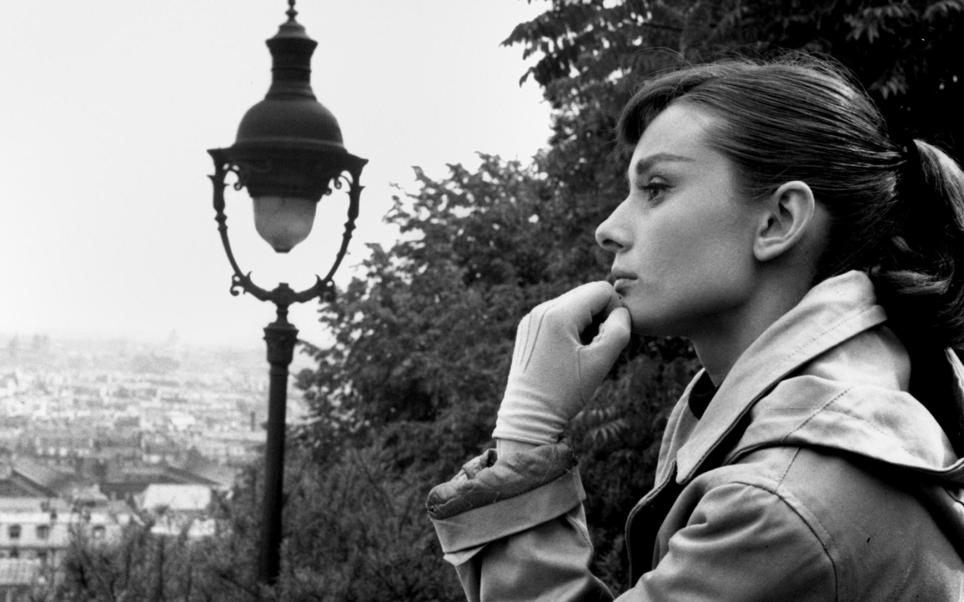 Wiki Audrey Hepburn Wallpaper Hd Pic Wpd003831 - Audrey Hepburn - HD Wallpaper 