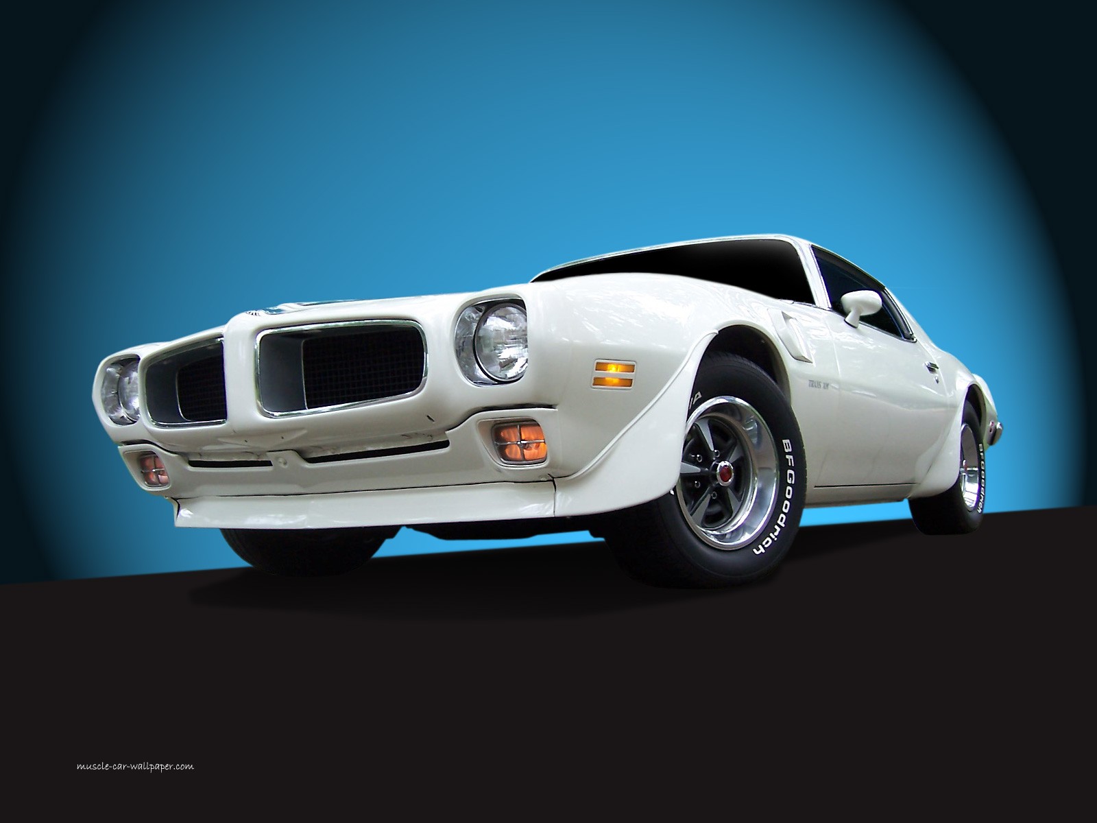 Pontiac Firebird - HD Wallpaper 