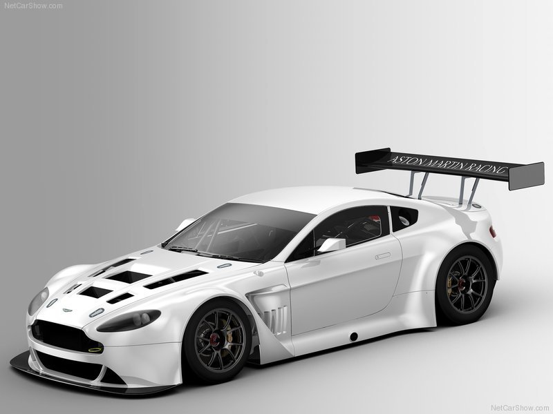Aston Martin V12 Gt3 - HD Wallpaper 