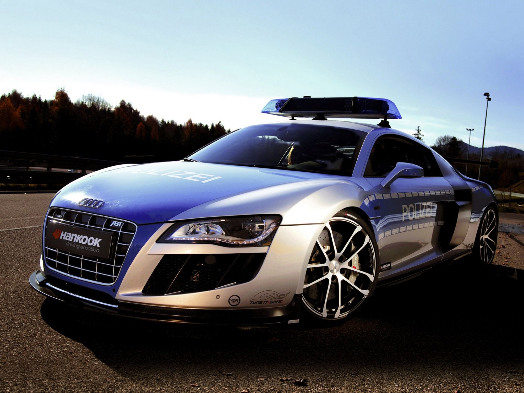 Autos Deportivos Fotos Imágenes - Audi R8 Polizia - HD Wallpaper 