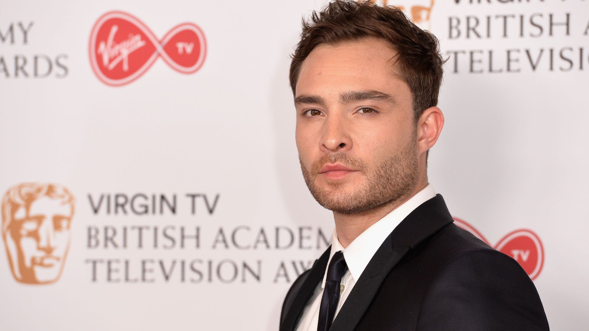 Ed Westwick Denies The Rape Allegations - Ed Westwick - HD Wallpaper 