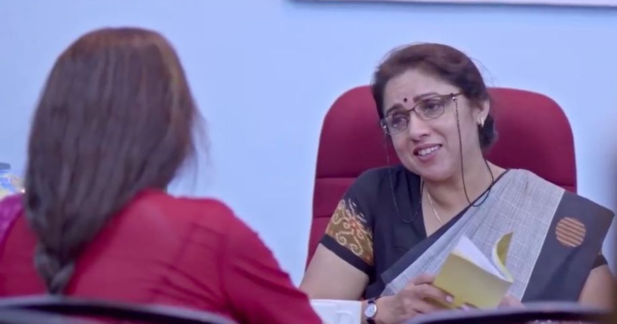 Two States Fight Over Drinking Water In ‘keni’, Starring - Revathi In Two States - HD Wallpaper 