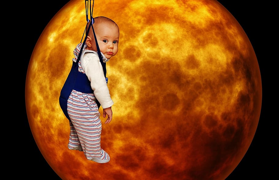Little Man In The Moon, Funny, Baby, Depend, Cute, - Baby In Space - HD Wallpaper 
