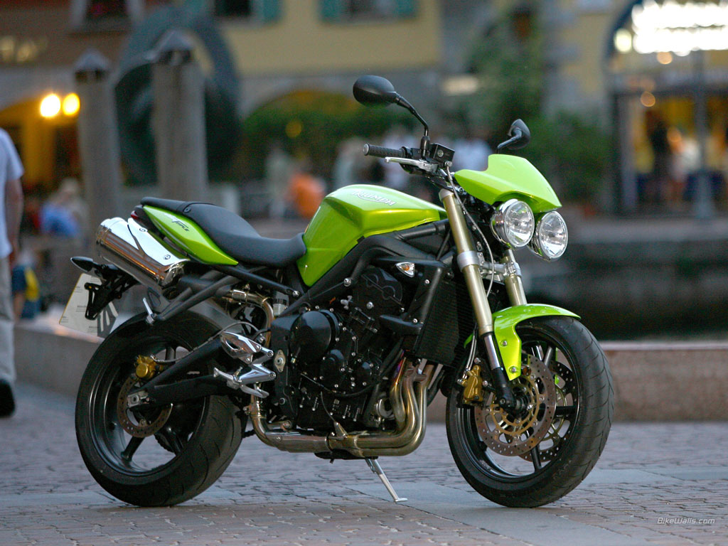 Street Triple 675 2008 - HD Wallpaper 