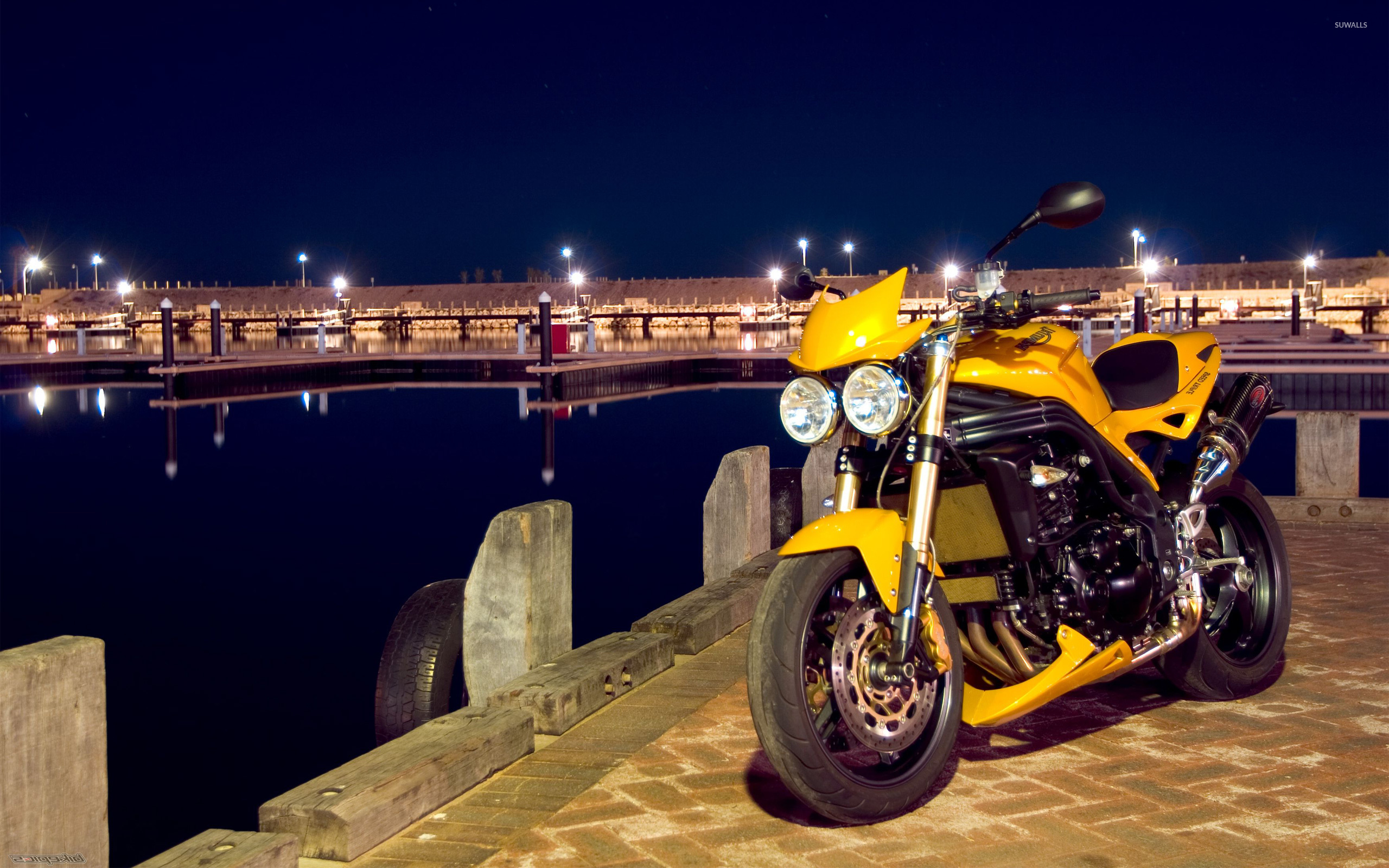 Triumph Speed Triple - HD Wallpaper 