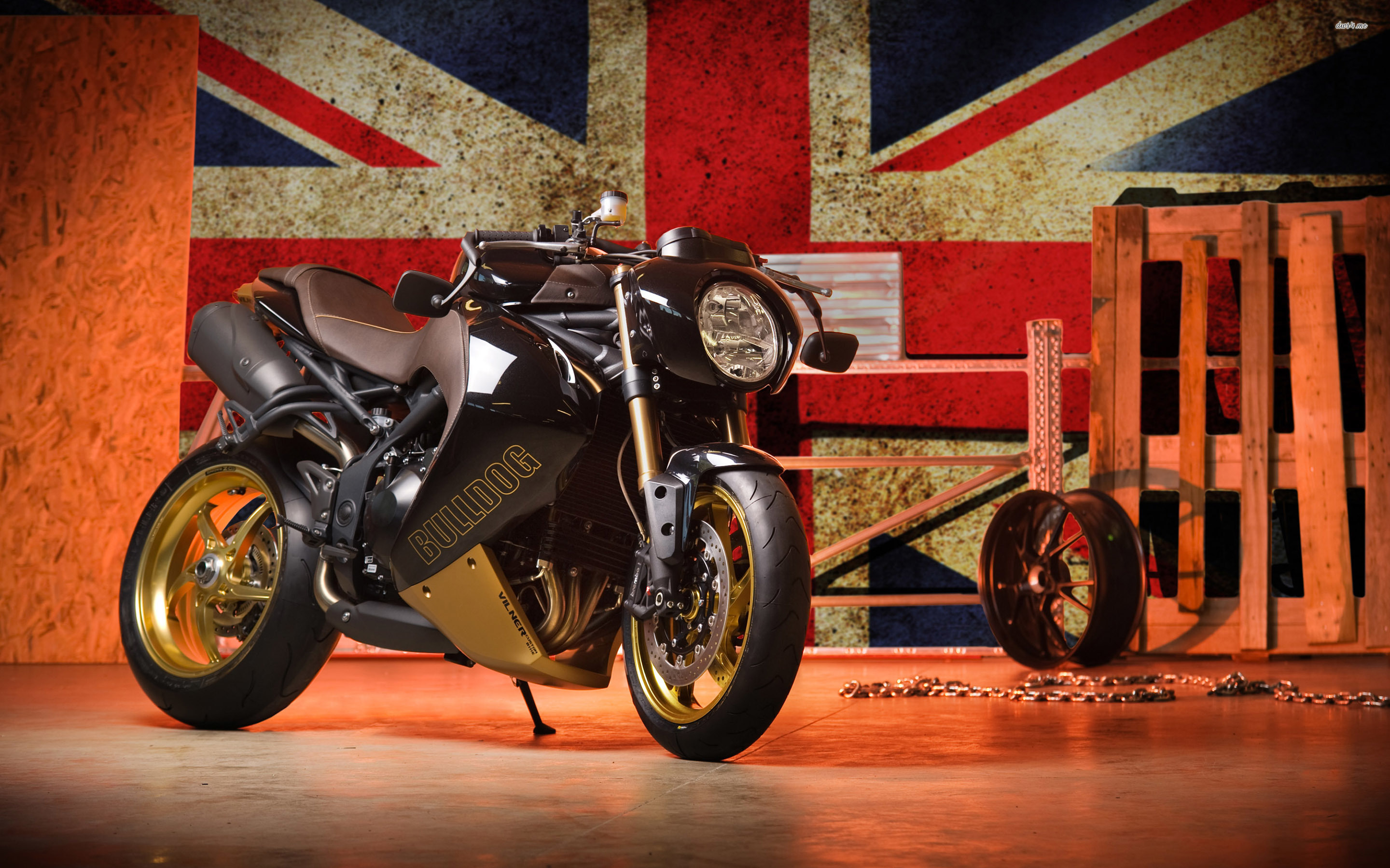 Triumph Speed Triple Custom - HD Wallpaper 