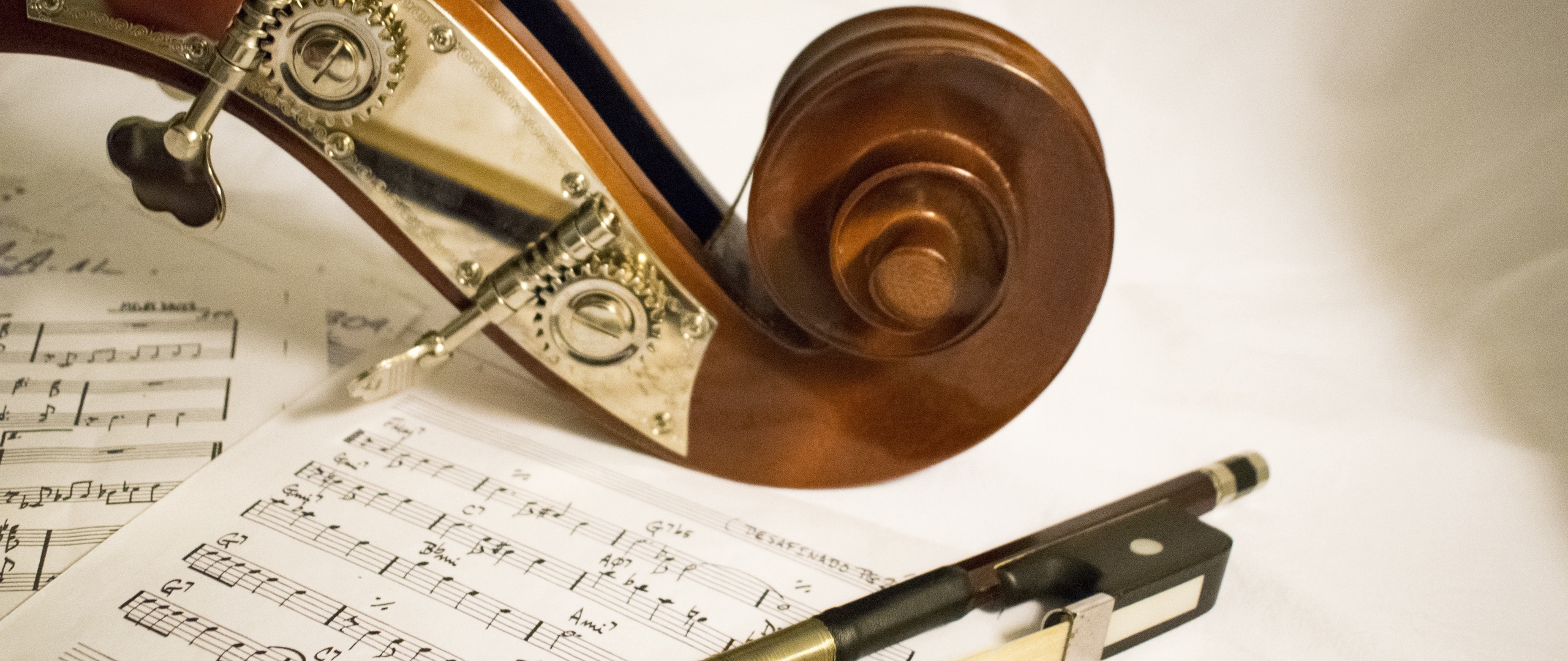 Wallpaper Contrabass, Arc, Sheet Music, Music - نوت موسيقية للكمان - HD Wallpaper 