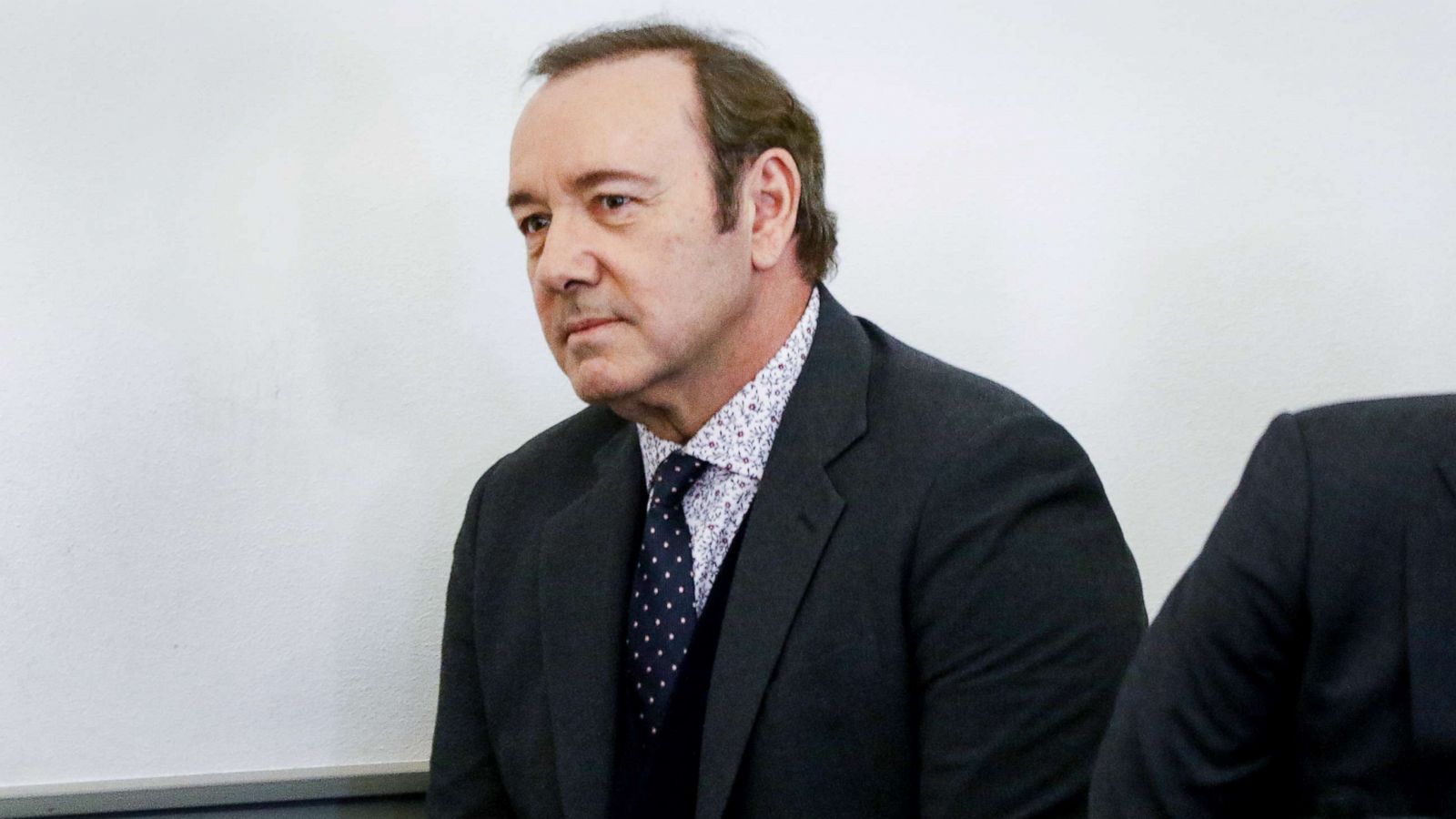 Kevin Spacey - HD Wallpaper 