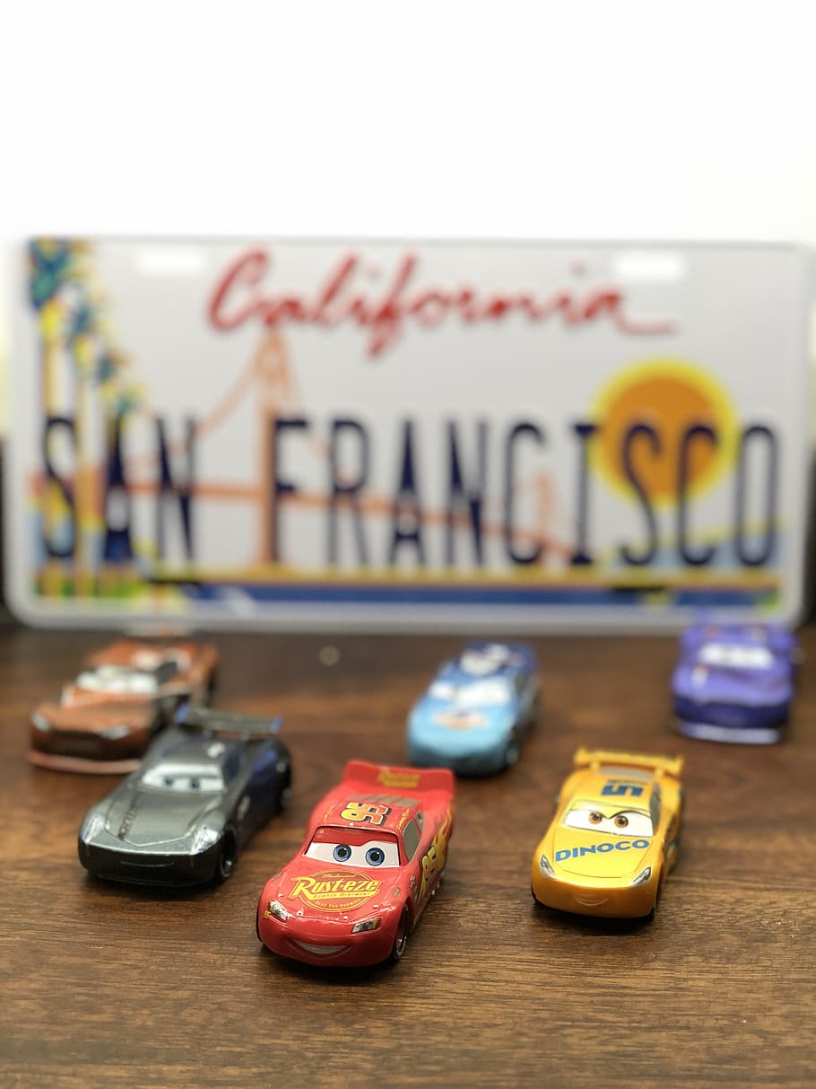 Cars, Figurines, Race, Mcqueen, Piston Cup, Lightning - Model Car - HD Wallpaper 