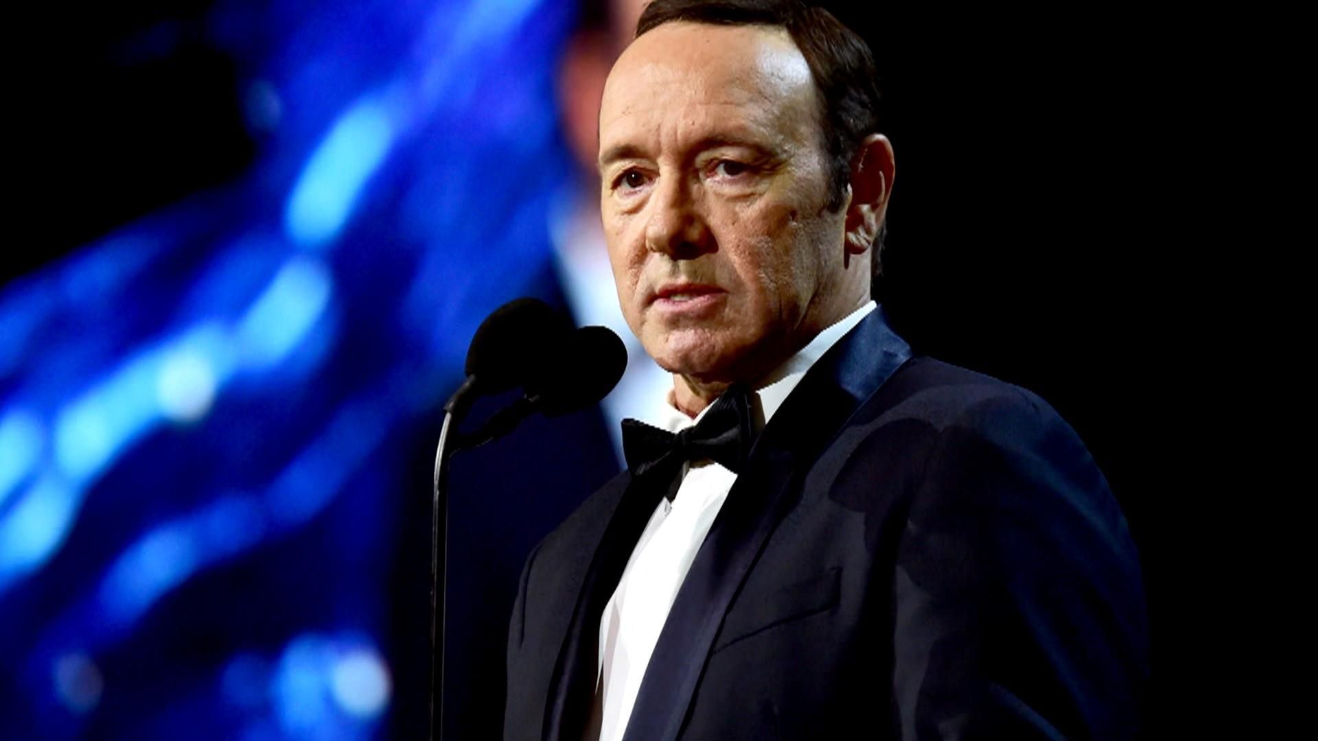 Kevin Spacey - HD Wallpaper 