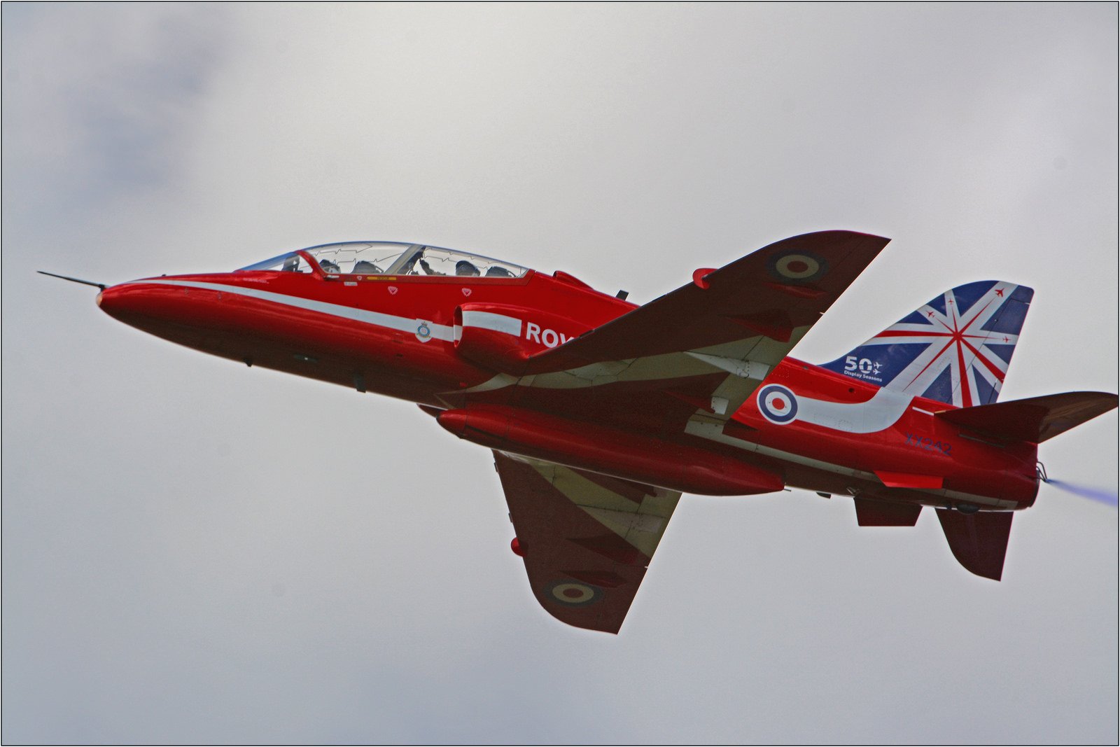 Red Arrows - HD Wallpaper 