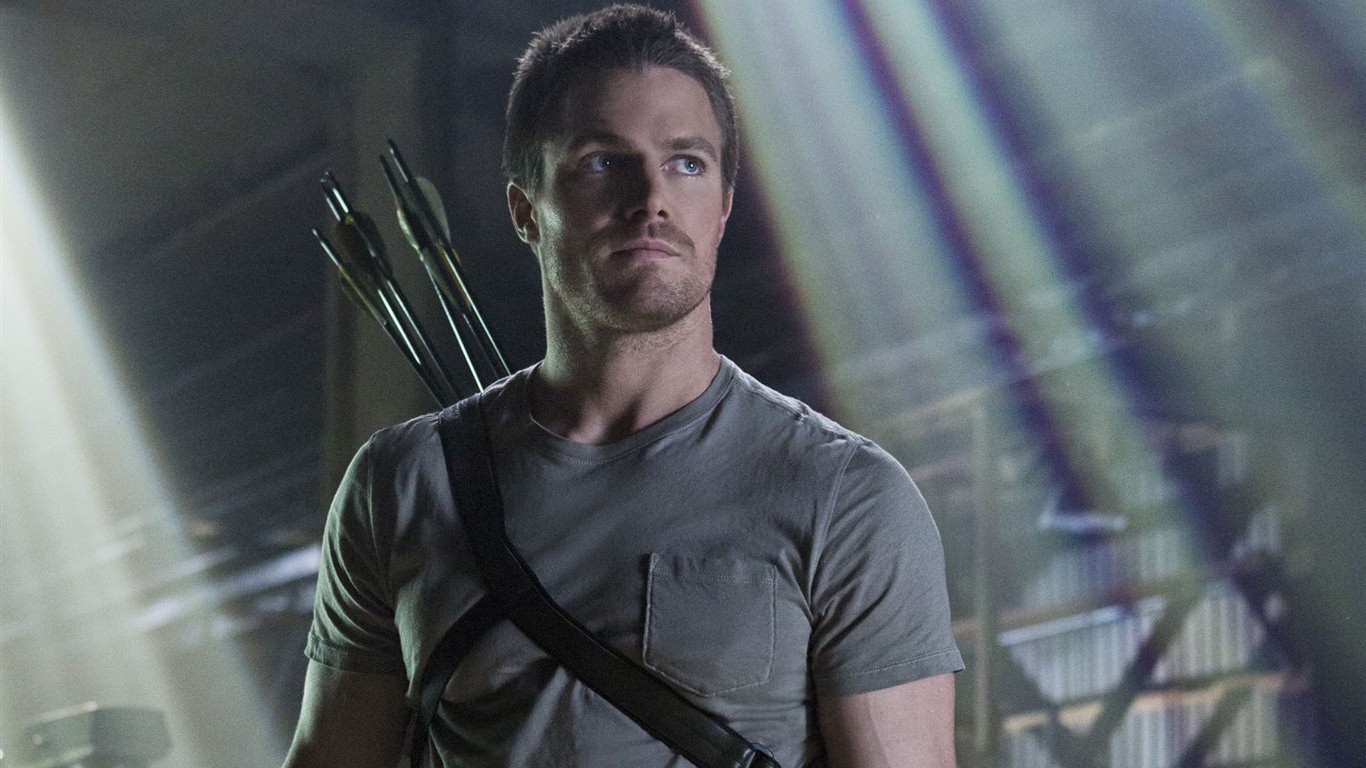 Stephen Amell As Arrow - HD Wallpaper 
