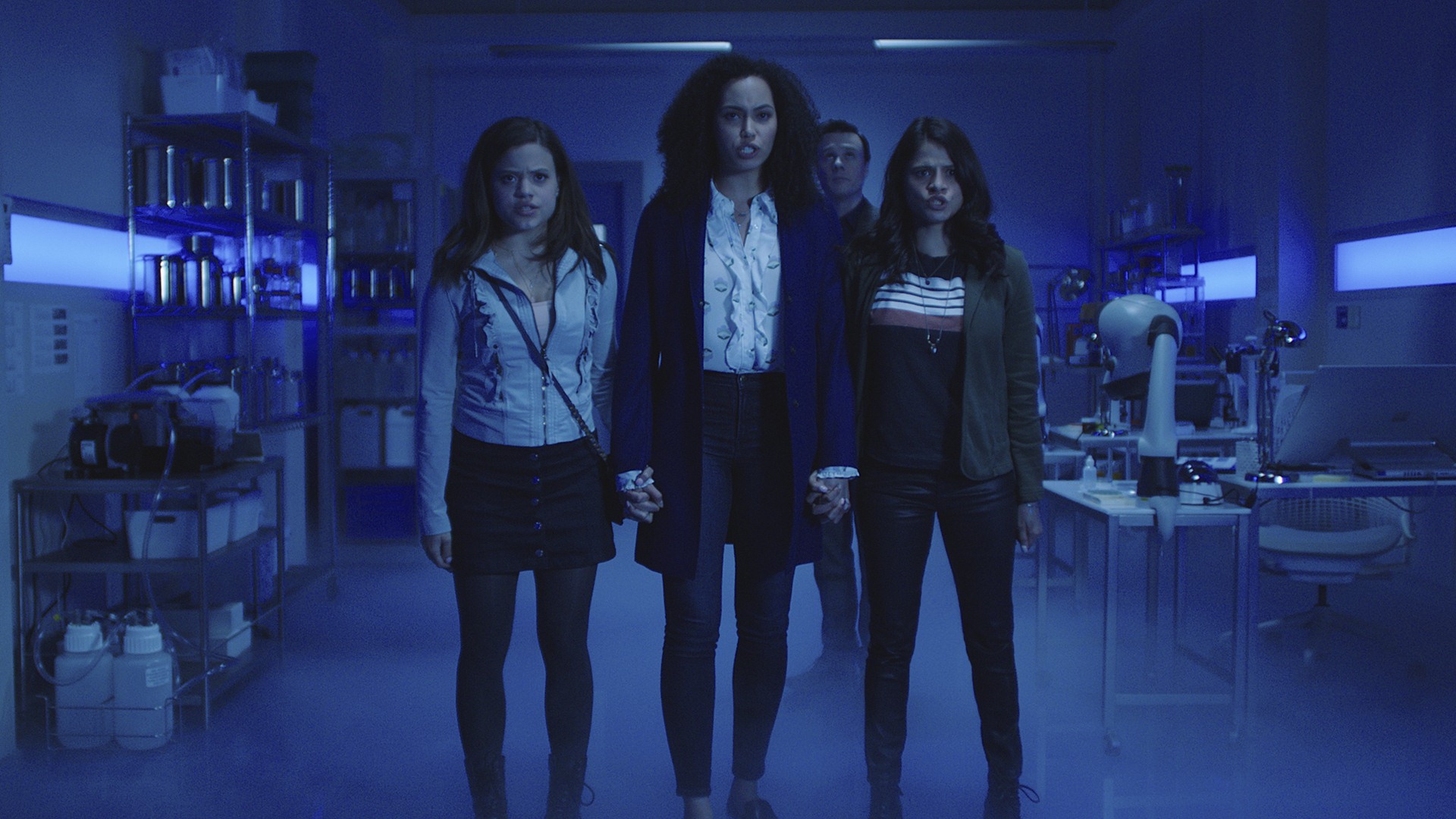 Cw Charmed Reboot Hd Desktop Wallpaper - Charmed Cw Season 2 - HD Wallpaper 