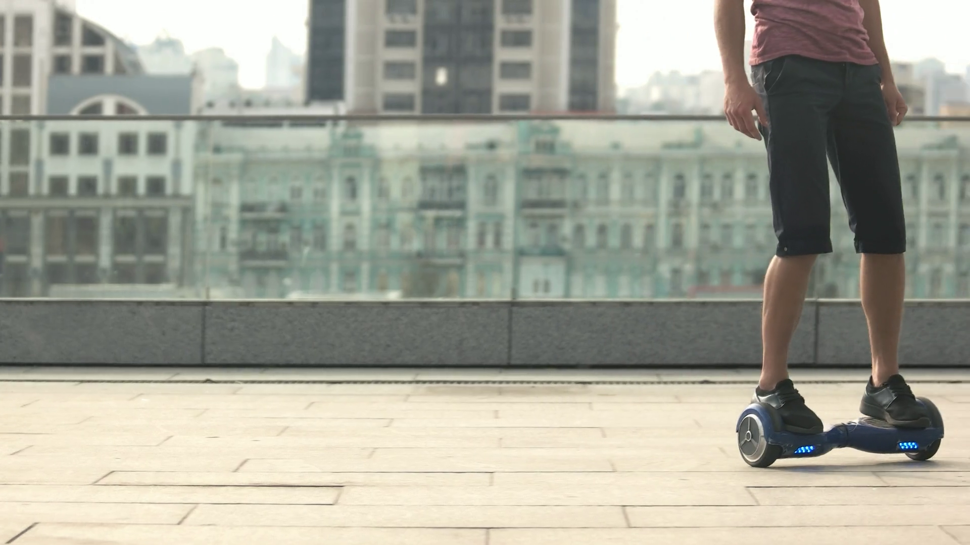 Hoverboard Background - HD Wallpaper 