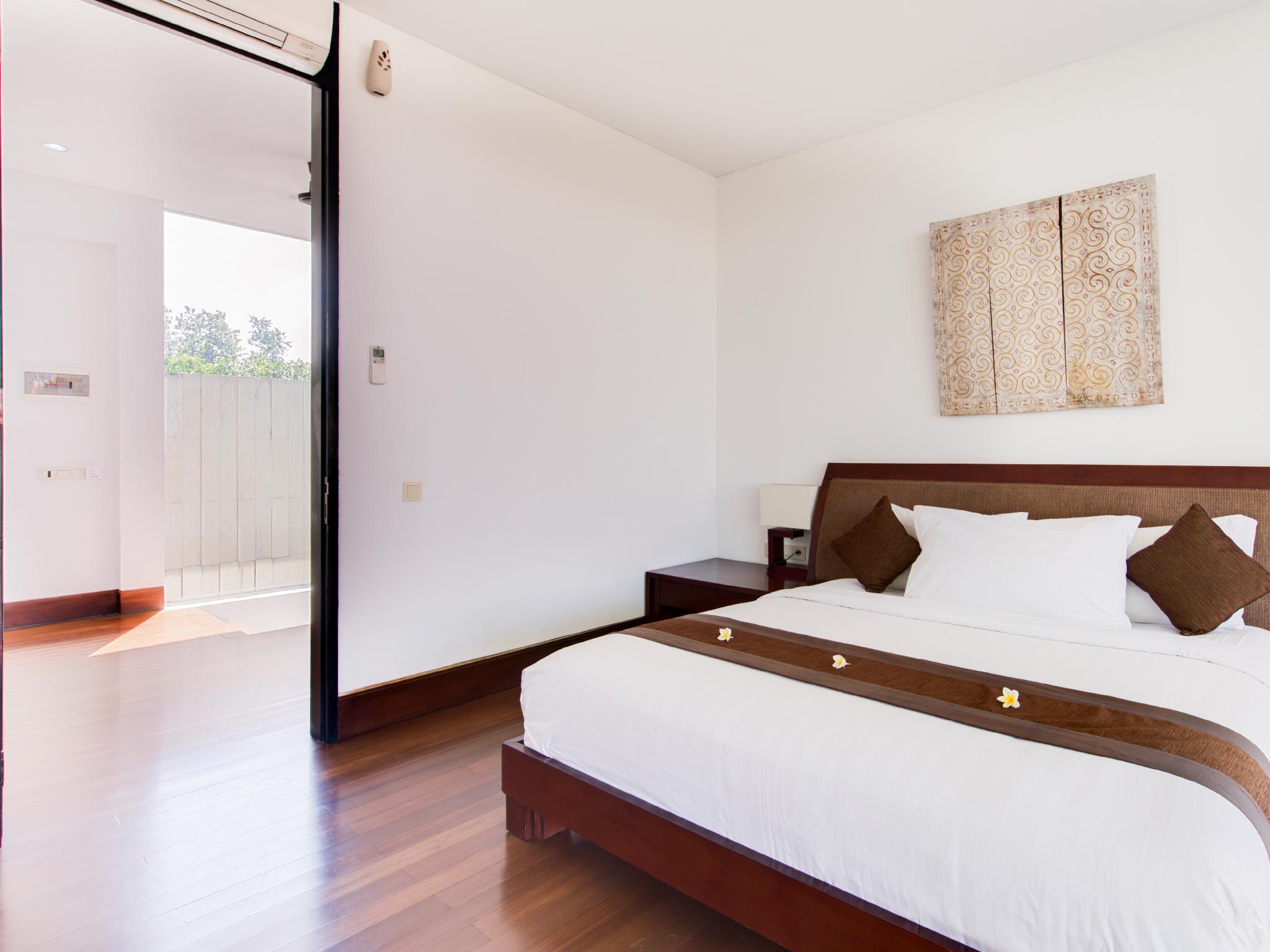 Villa Kayu Jati - HD Wallpaper 