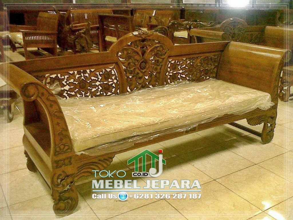 Bale Bale Kayu Jati Ukir - HD Wallpaper 